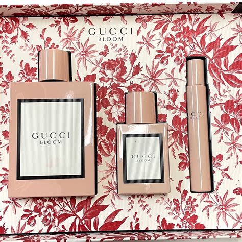 gucci bloom in pink box